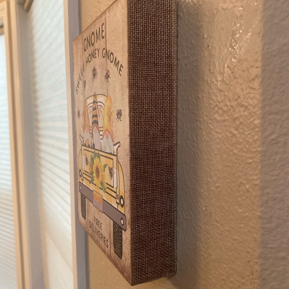 Gnome Sweet Honey Gnome Farmhouse Sign, Honey Bee Gnome Sign, Farmhouse Decor - Picture 11 of 13